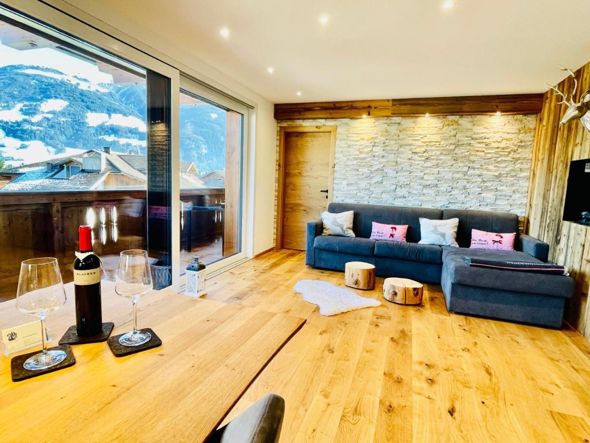 Royal Swan Appartement, Tirol Fügen Екстериор снимка